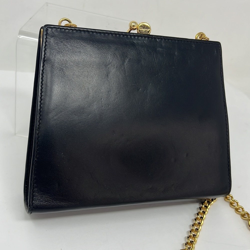 Salvatore Ferragamo Vara Bow Kisslock Black Leather Chain Crossbody Bag - Picture 7 of 15